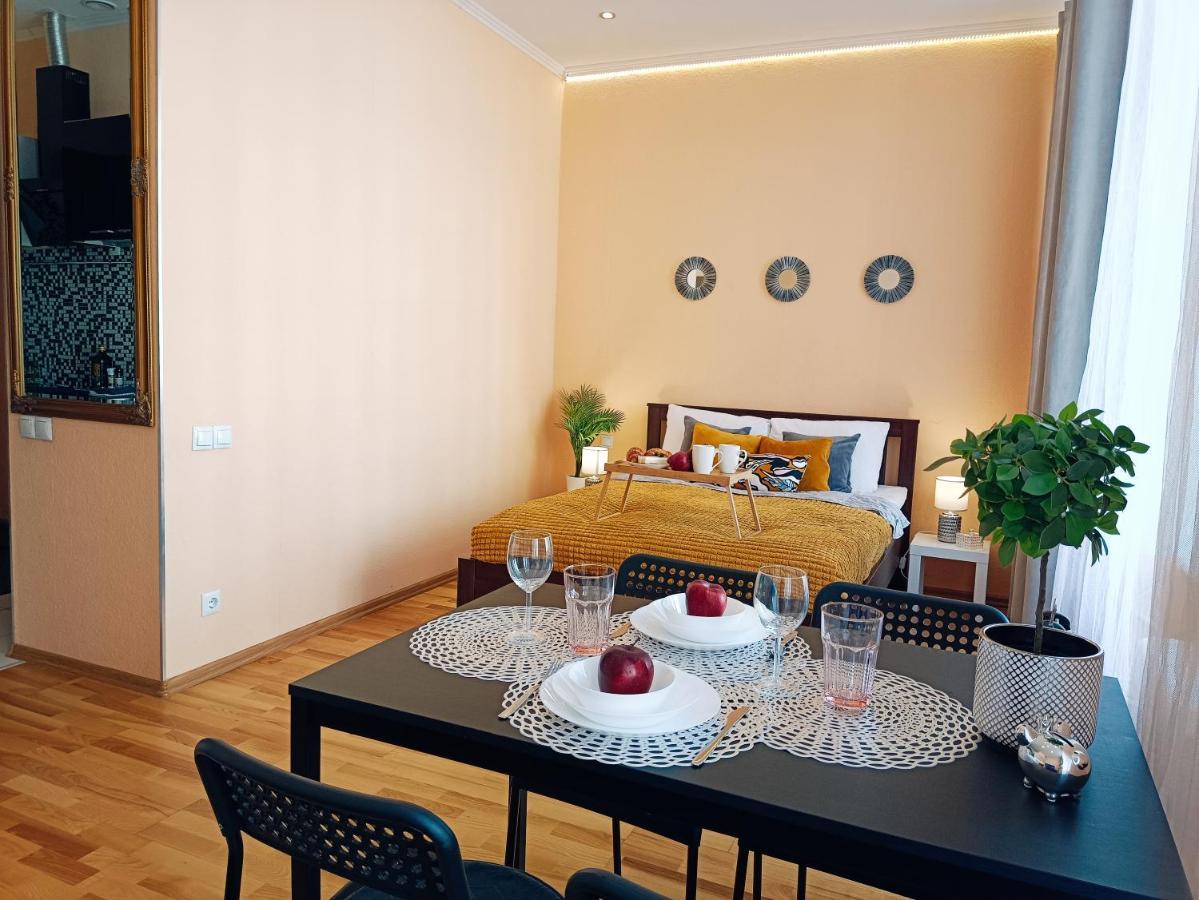 Centrally Located Studio Apartment Riga Ngoại thất bức ảnh
