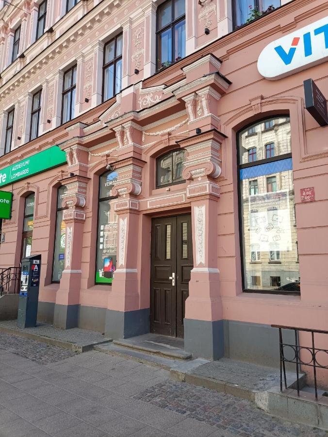 Centrally Located Studio Apartment Riga Ngoại thất bức ảnh